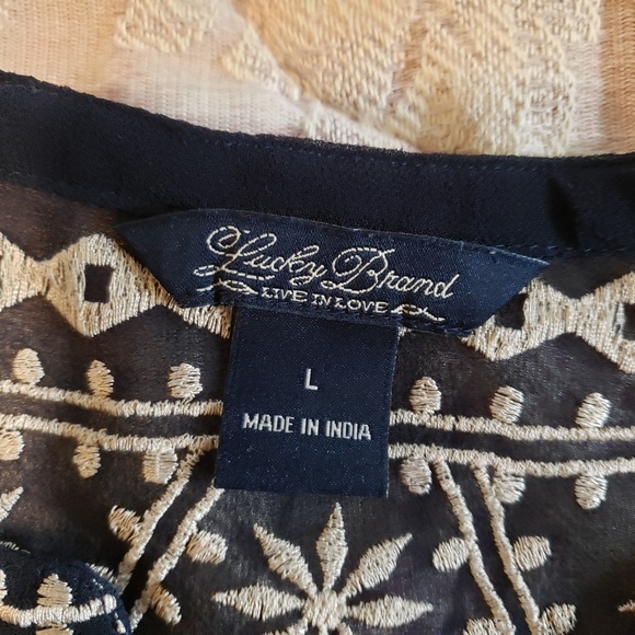 Top - Picture 3 of 6